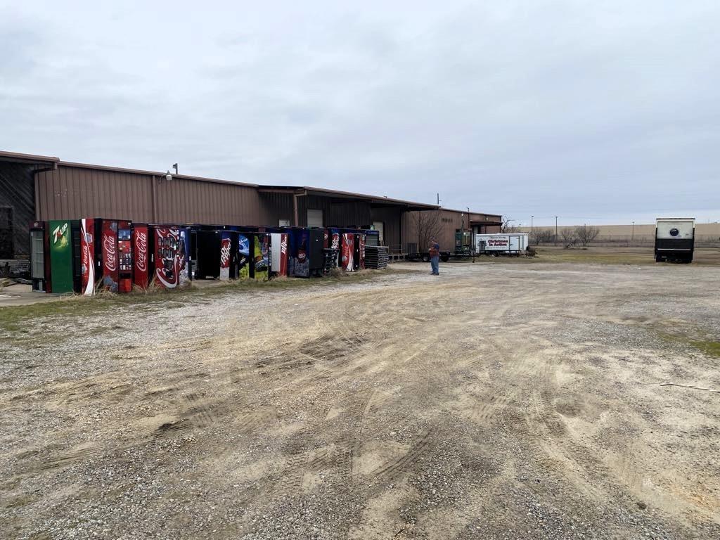 2400 S Business 45 - Photo 3