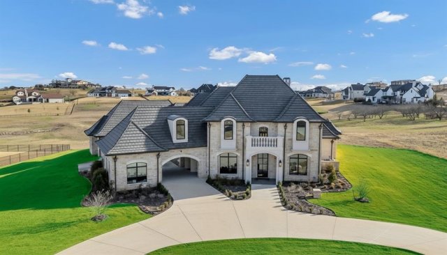 231 Nueces Trail