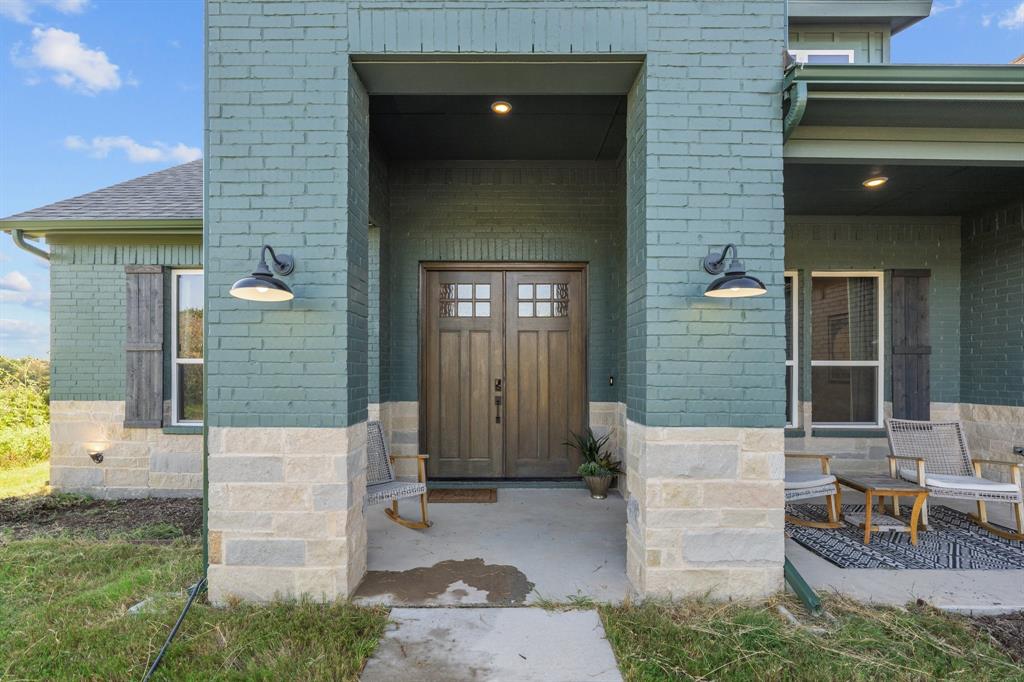 2100 Shady Grove Road - Photo 3