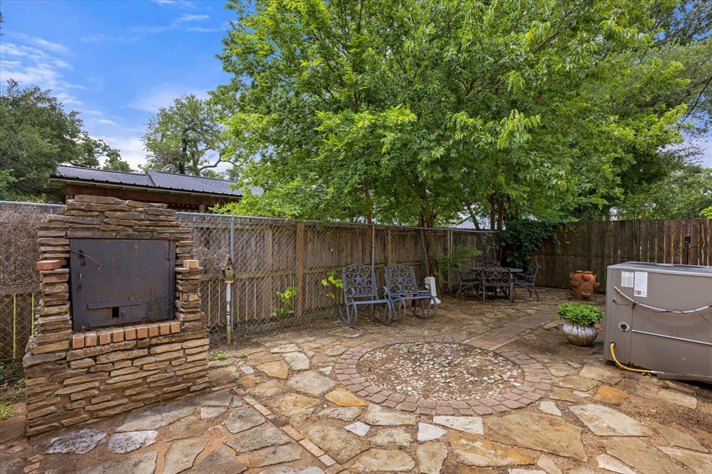 330 E Mcneill Street - Photo 23