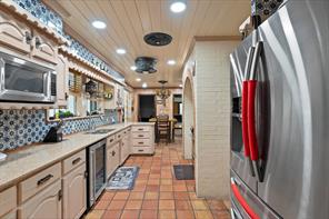 8445 S Fm 730 - Photo 20