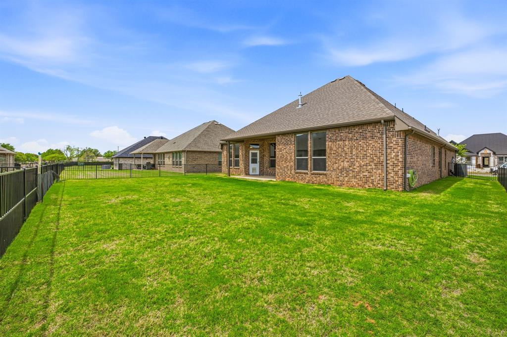 1038 Mickelson Drive - Photo 32