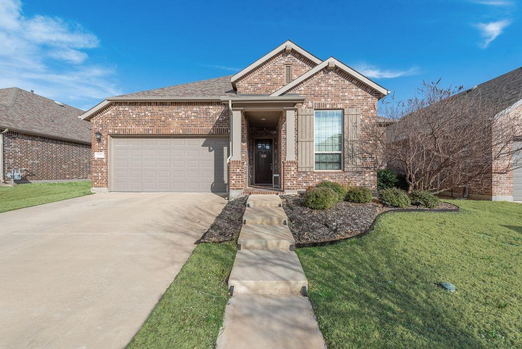 1308 E Swan Trail - Photo 1
