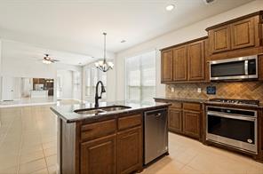 1812 Graham Way - Photo 2