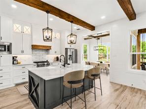 205 Oak Creek Drive - Photo 10