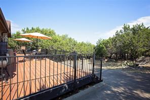 880 Cliffs Drive - Photo 21