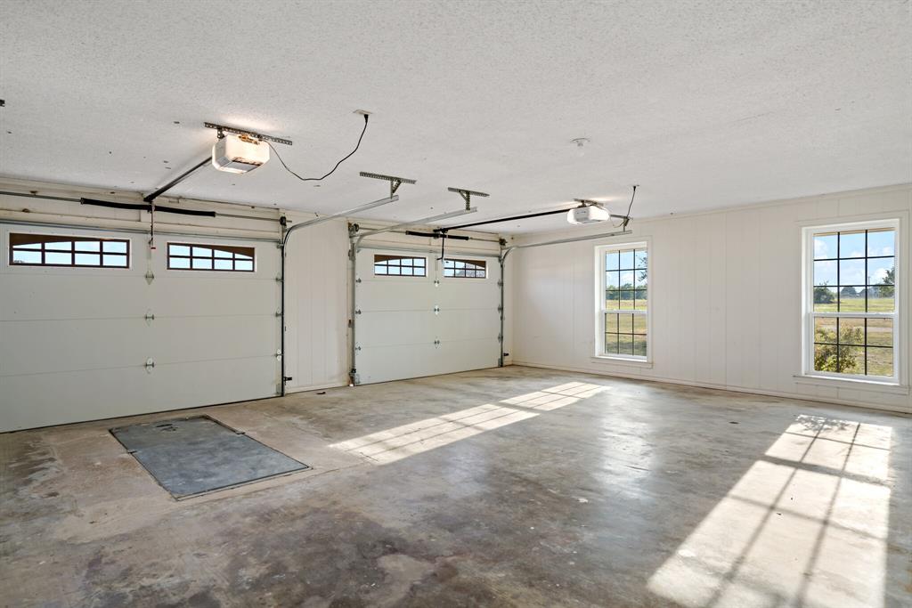 11254 Farm Road 195 - Photo 31
