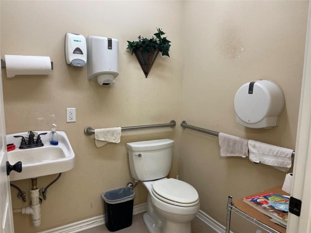 Photo 28