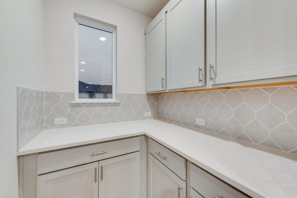517 Marcus Lane - Photo 13
