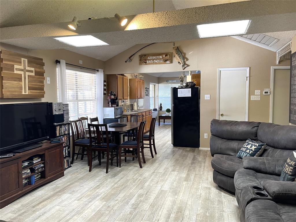 120 Private Road 365 - Photo 13