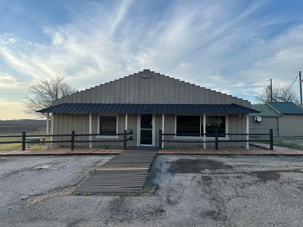 1502 W Main St Street - Photo 1