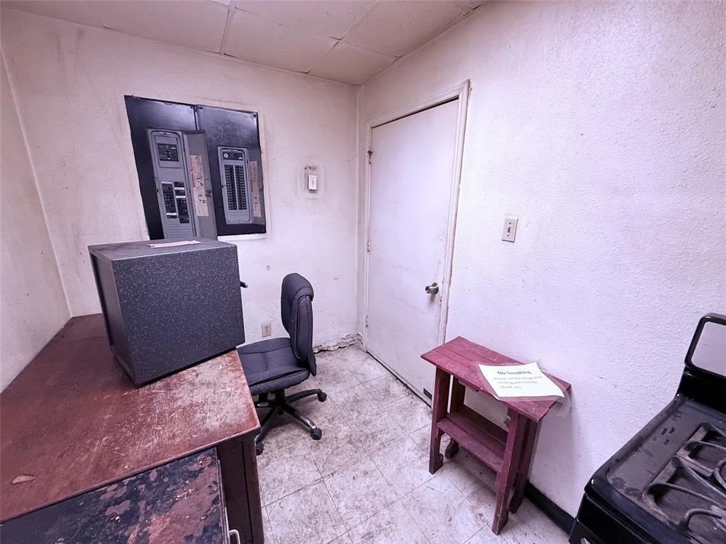 328 E Coke Road - Photo 10