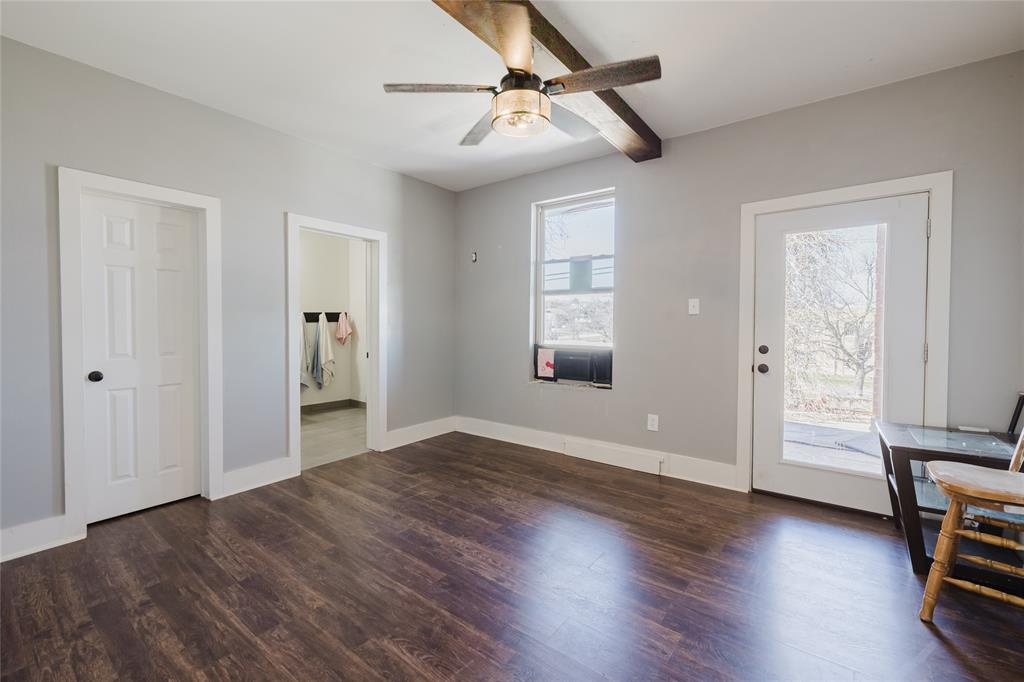 200 W 8th Street - Photo 14