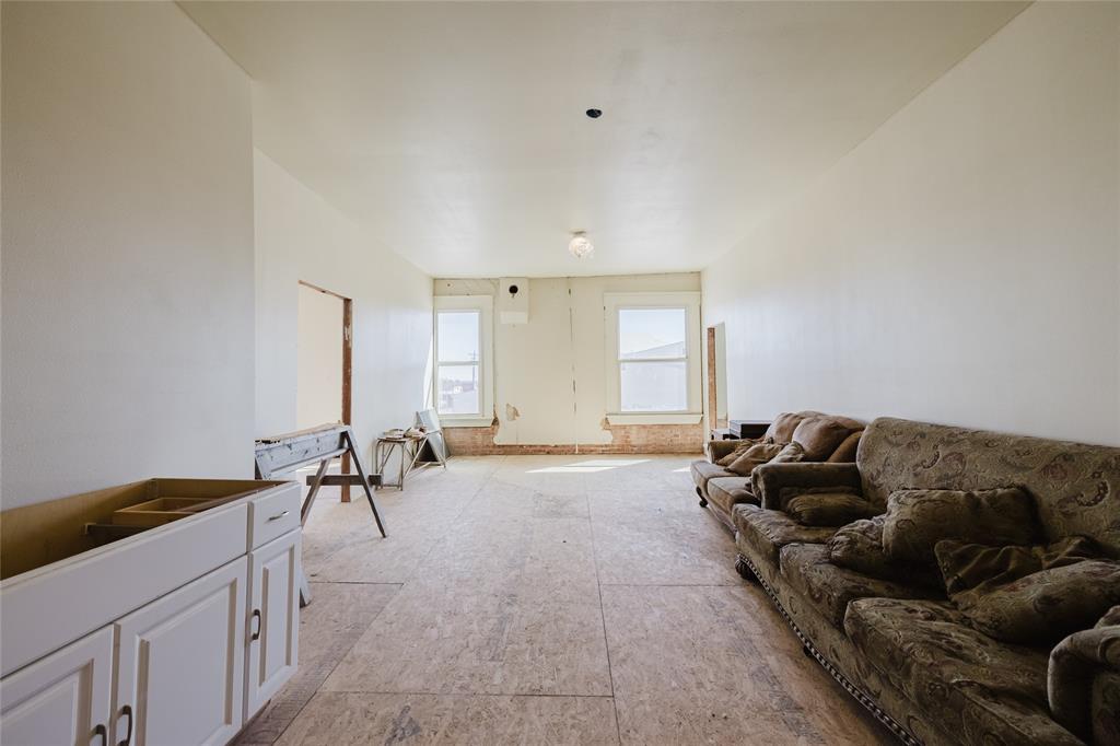 200 W 8th Street - Photo 16