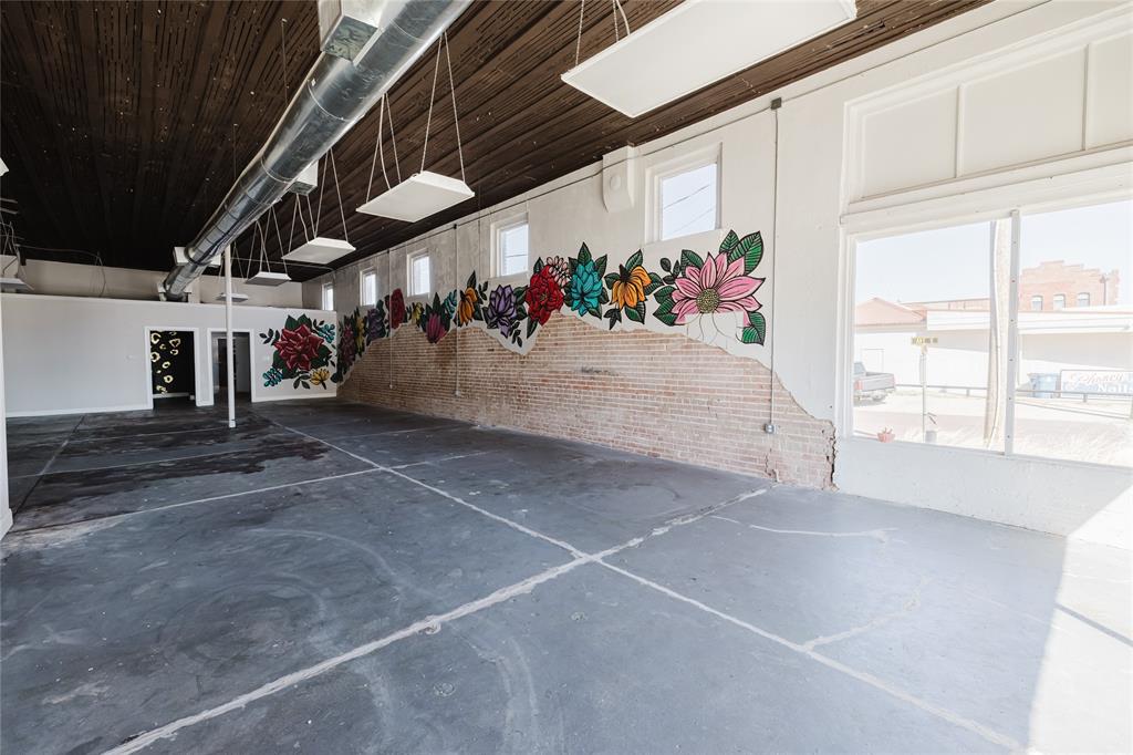 200 A W 8th Street - Photo 6
