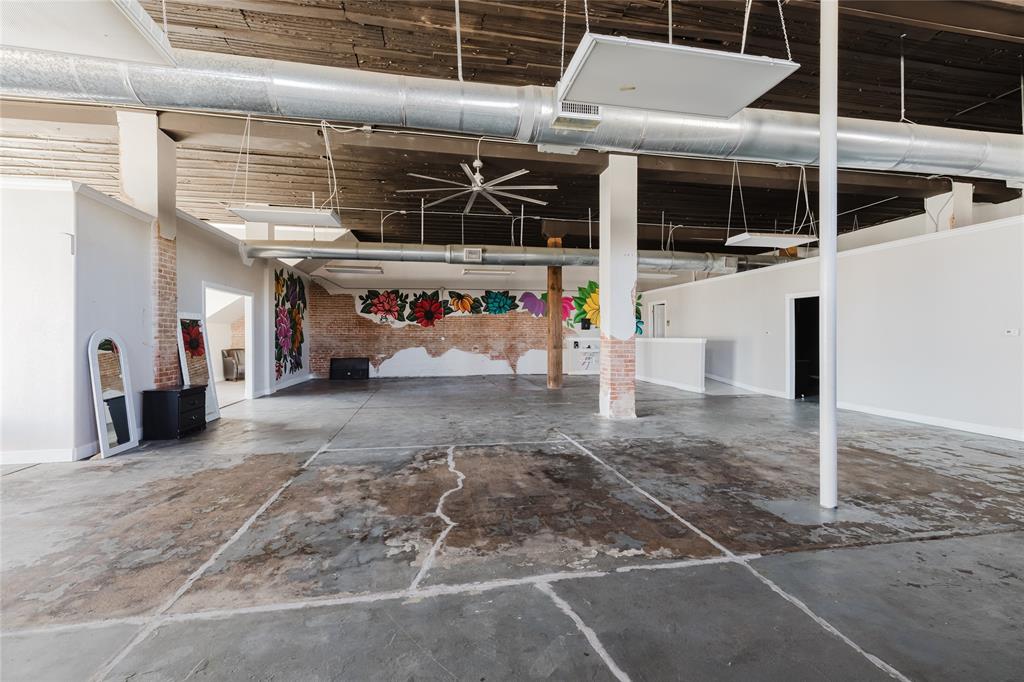 200 A W 8th Street - Photo 8