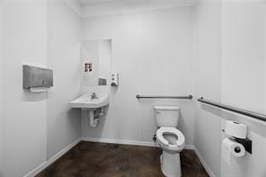 207 N Henderso Boulevard - Photo 16