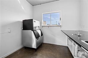 207 N Henderso Boulevard - Photo 5