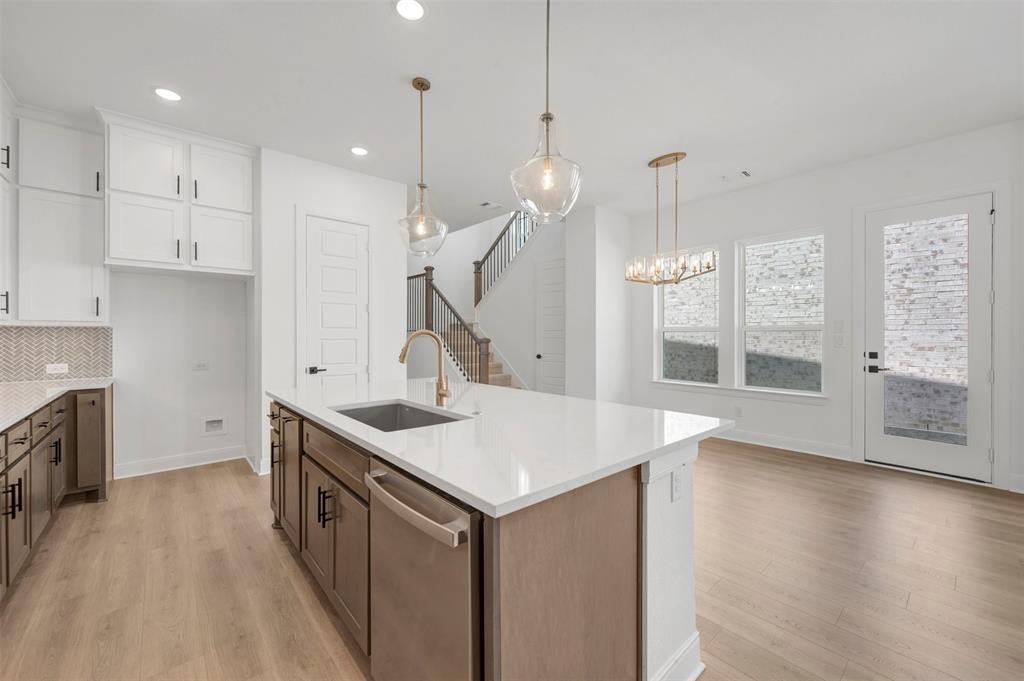 1510 Roundup Way - Photo 12