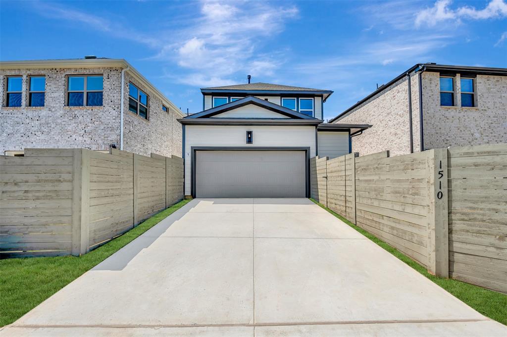 1510 Roundup Way - Photo 3