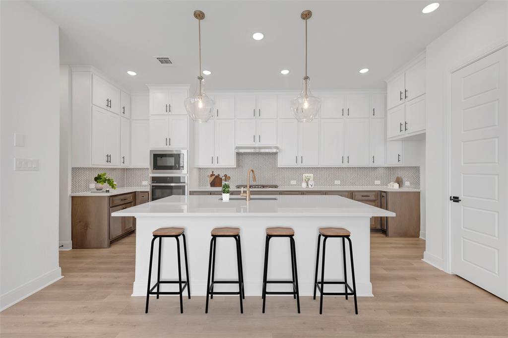 1510 Roundup Way - Photo 8