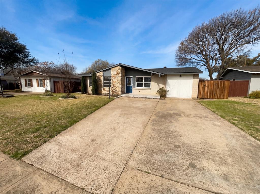 8541 Strathmore Drive - Photo 1