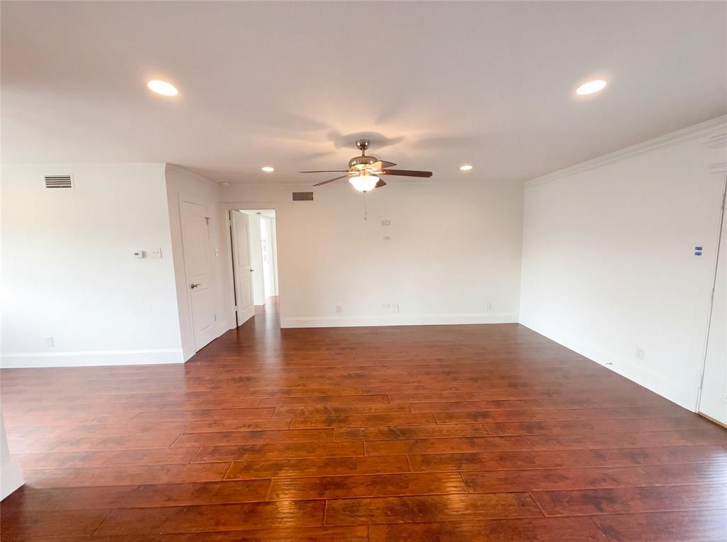 8541 Strathmore Drive - Photo 14