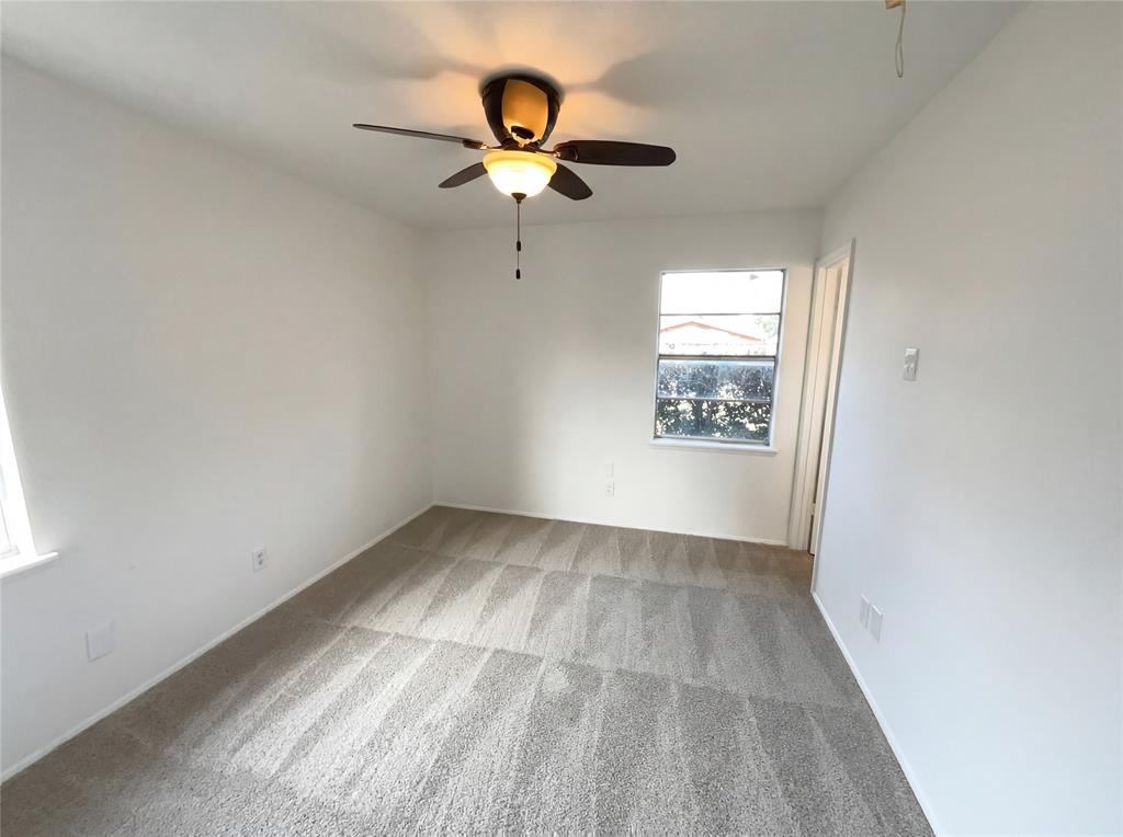 8541 Strathmore Drive - Photo 8