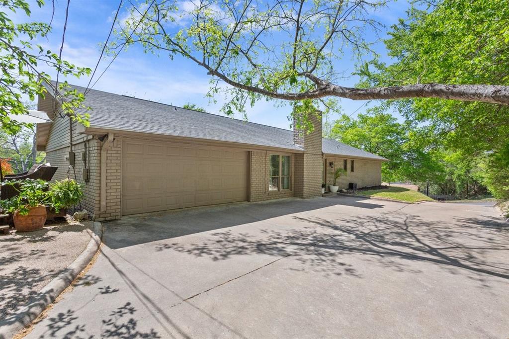 1033 Wedgewood Drive - Photo 32