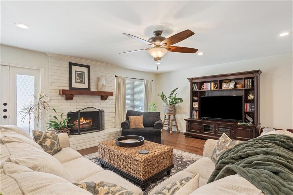 1033 Wedgewood Drive - Photo 5