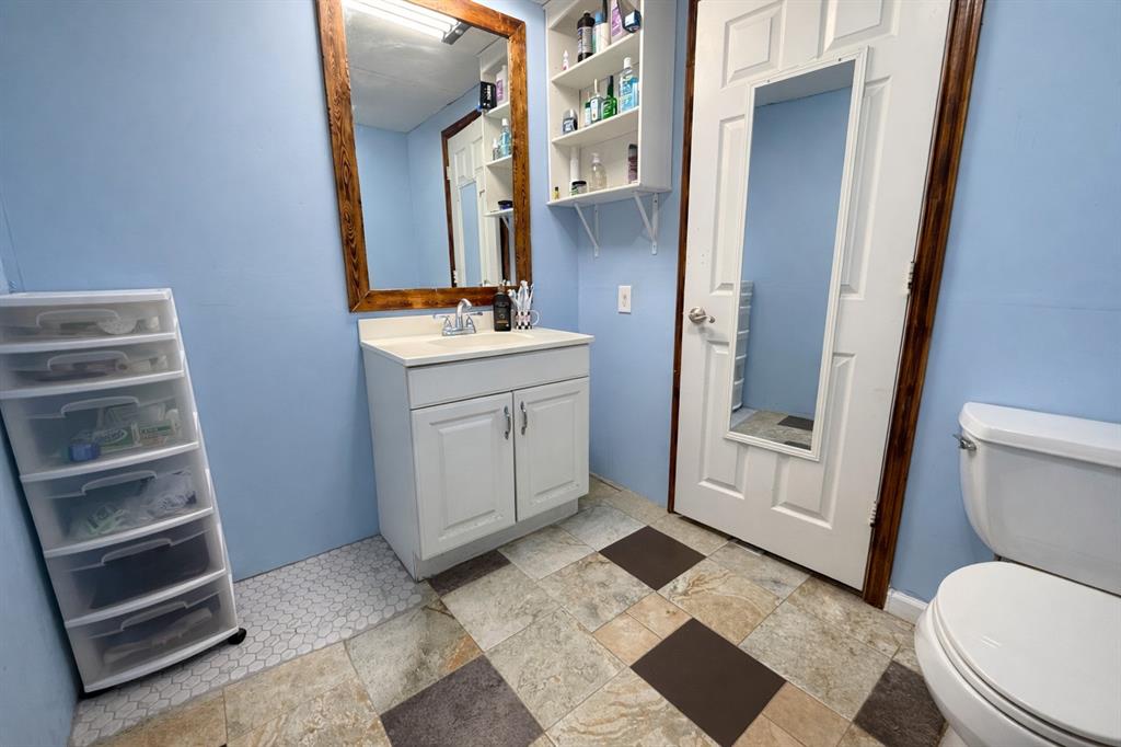 200 Olive Street - Photo 15