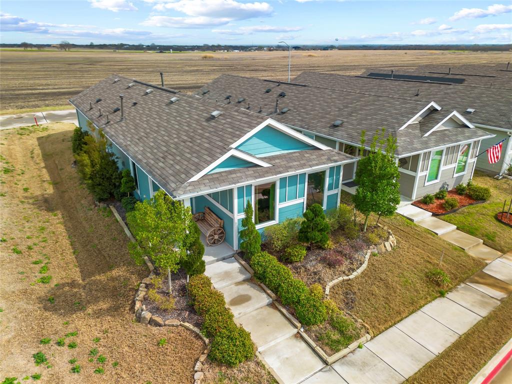 421 Corsair Way - Photo 1