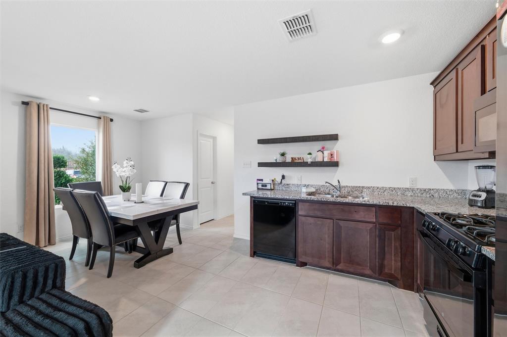 421 Corsair Way - Photo 33