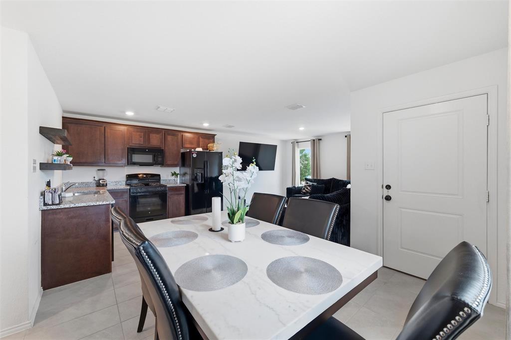 421 Corsair Way - Photo 8