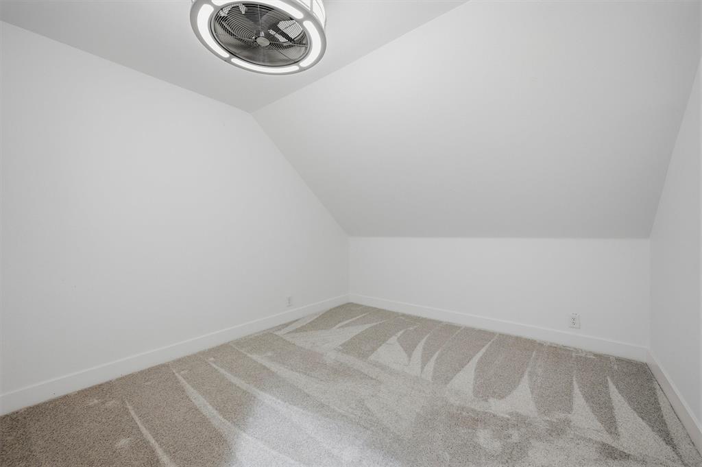 720 Blanton Drive - Photo 33