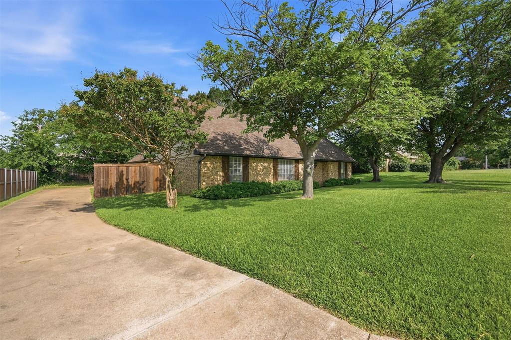 720 Blanton Drive - Photo 6
