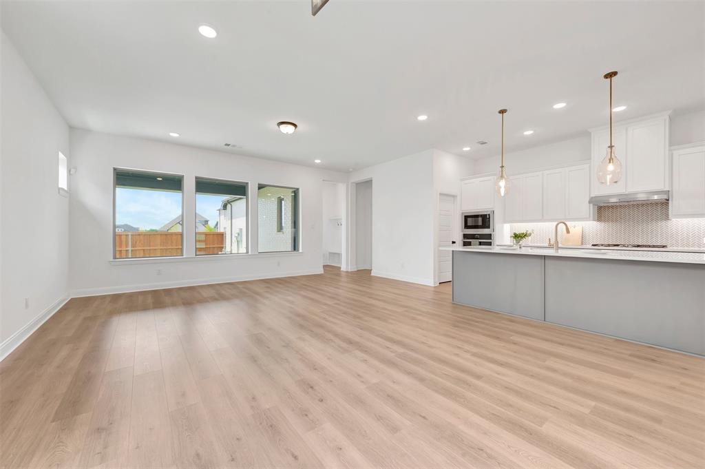 9308 Persimmon Lane - Photo 14