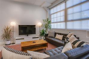 2600 W 7th Street - Photo 2
