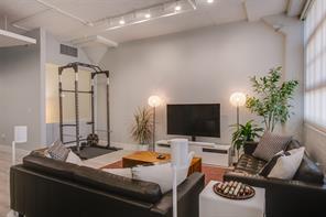 2600 W 7th Street - Photo 4