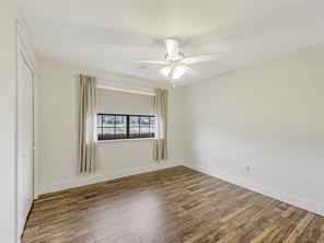 303 E 6th Street - Photo 19