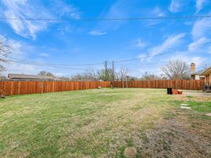 303 E 6th Street - Photo 24