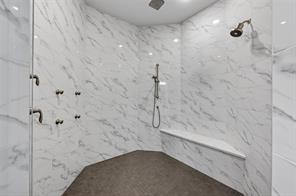 658 Louise Drive - Photo 19