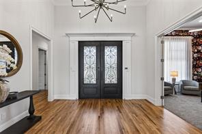 658 Louise Drive - Photo 4
