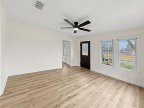 304 Texas Street - Photo 9
