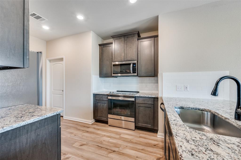 505 Lowery Oaks Trail - Photo 8