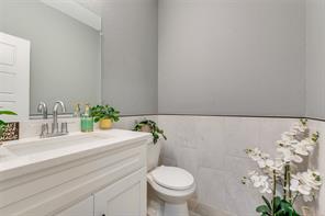 4225 Elkins Avenue - Photo 14