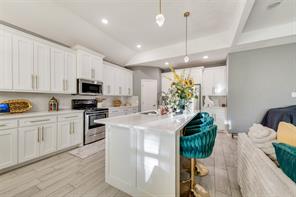 4225 Elkins Avenue - Photo 8