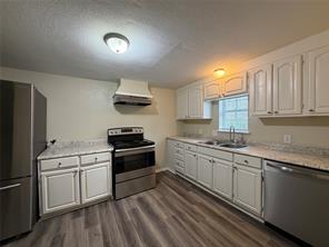 203 W Nolan Street - Photo 4