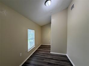 203 W Nolan Street - Photo 8