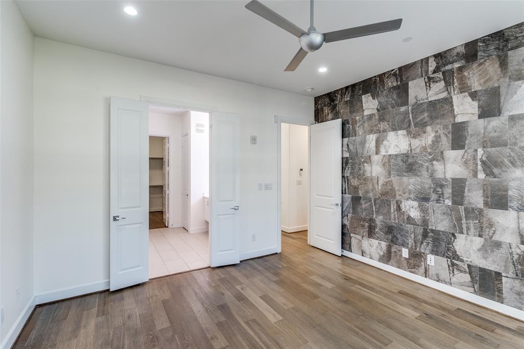 5015 Meridian Lane - Photo 3